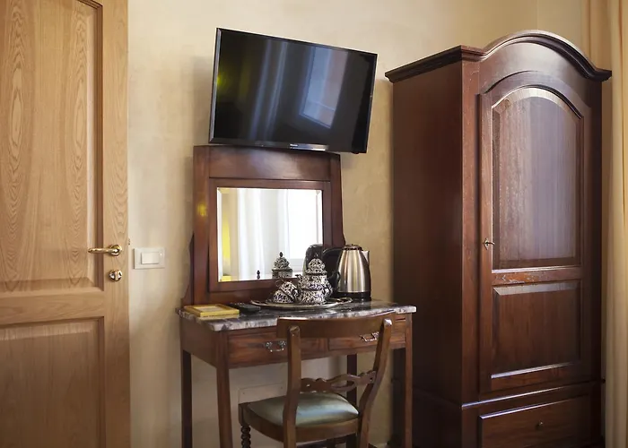 Regina Bed And Breakfast